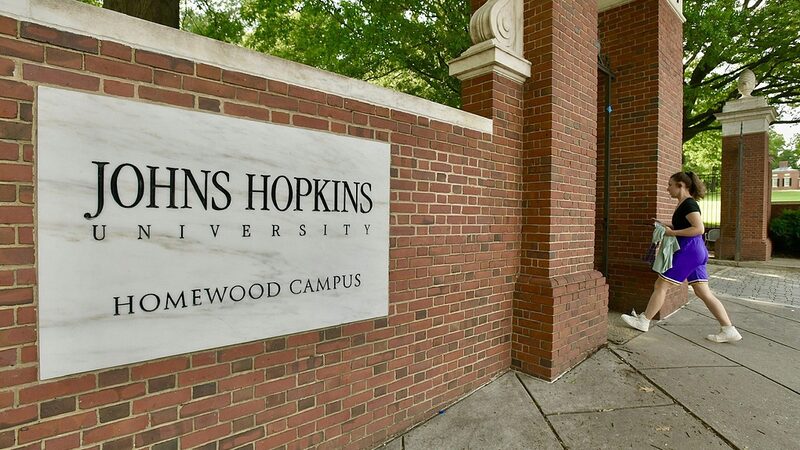 Johns_Hopkins_recorta_2_000_empleos_en_medio_de_crisis_de_subvenciones
