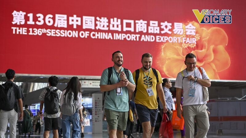 La Resiliencia Económica de China: Navegando un Escenario Cambiante del Comercio Global La_Resiliencia_Econo_mica_de_China__Navegando_un_Escenario_Cambiante_del_Comercio_Global