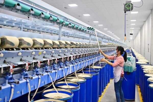 La visión de Xi Jinping: Impulsando los sectores público y no público La_visio_n_de_Xi_Jinping__Impulsando_los_sectores_pu_blico_y_no_pu_blico