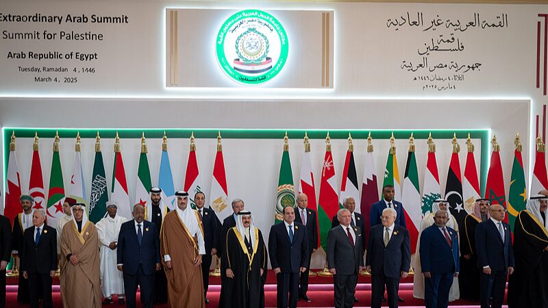 Líderes Árabes Respaldan el Plan de Reconstrucción de Gaza de Egipto por $53 Mil Millones 🏗️✨ Li_deres_A_rabes_Respaldan_el_Plan_de_Reconstruccio_n_de_Gaza_de_Egipto_por__53_Mil_Millones____