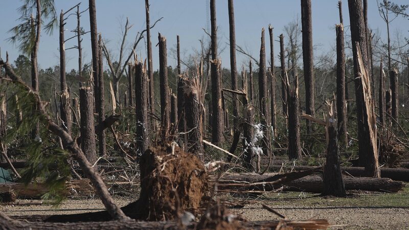Tormentas_mortales_en_EE_UU___Tornados__incendios_forestales_y_tormentas_de_polvo_cobran_al_menos_37_vidas