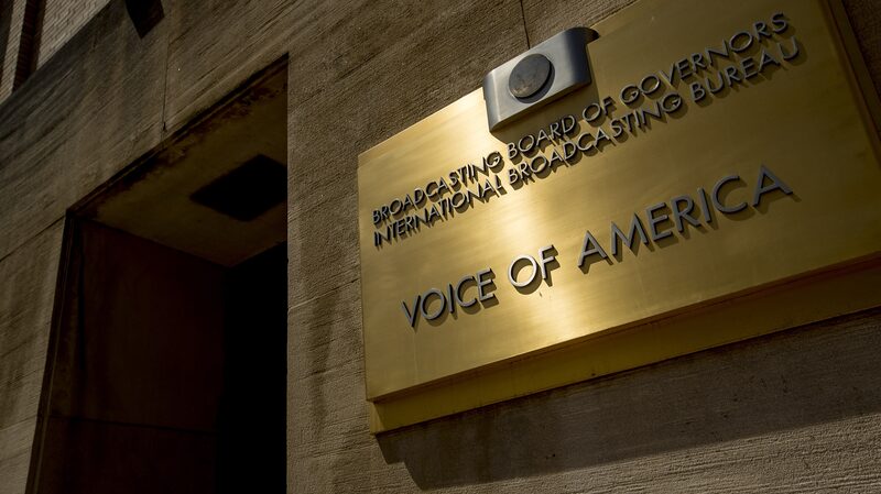 Trump_suspende_acceso_para_difusores_financiados_por_EE__UU_