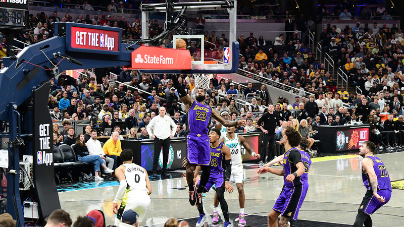 ¡El tiro sobre la bocina de LeBron pone fin a la mala racha de los Lakers con 40 años! ¡El tiro sobre la bocina de LeBron pone fin a la mala racha de los Lakers con 40 años!