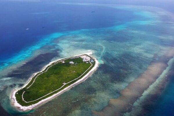 Wang_Yi__Las_provocaciones_en_el_Mar_Meridional_de_China_tendra_n_consecuencias_negativas video poster