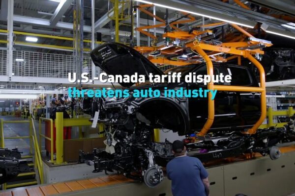 Cuenta regresiva de tarifas: La disputa entre EE.UU. y Canadá amenaza la industria automotriz Cuenta regresiva de tarifas: La disputa entre EE.UU. y Canadá amenaza la industria automotriz video poster