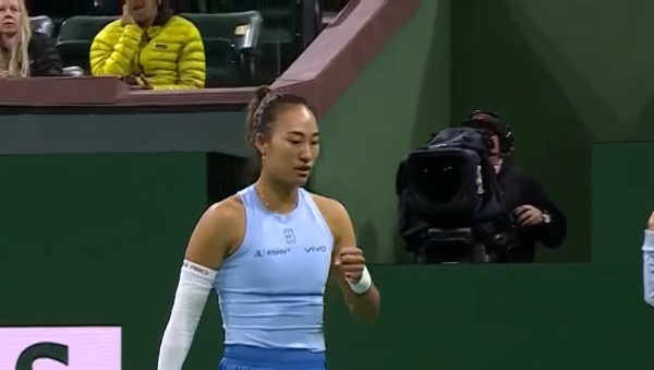 Zheng Qinwen logra un histórico pase a octavos de final en el BNP Paribas Open 🎾🔥 Zheng_Qinwen_logra_un_histo_rico_pase_a_octavos_de_final_en_el_BNP_Paribas_Open___