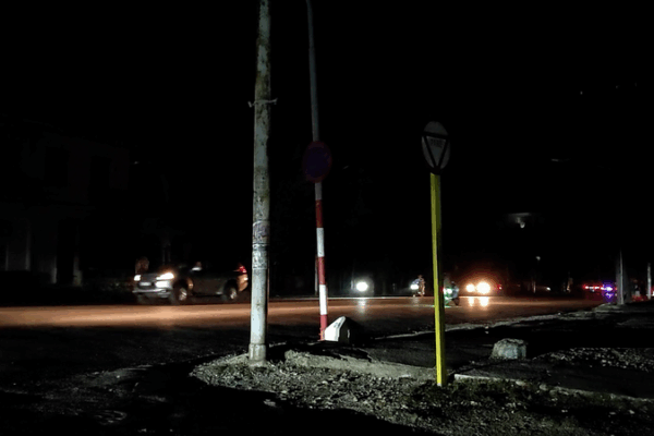 Cuba impulsa la energía solar para superar apagones video poster