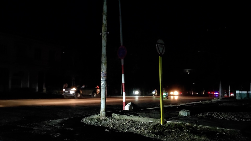 Cuba impulsa la energía solar para superar apagones video poster