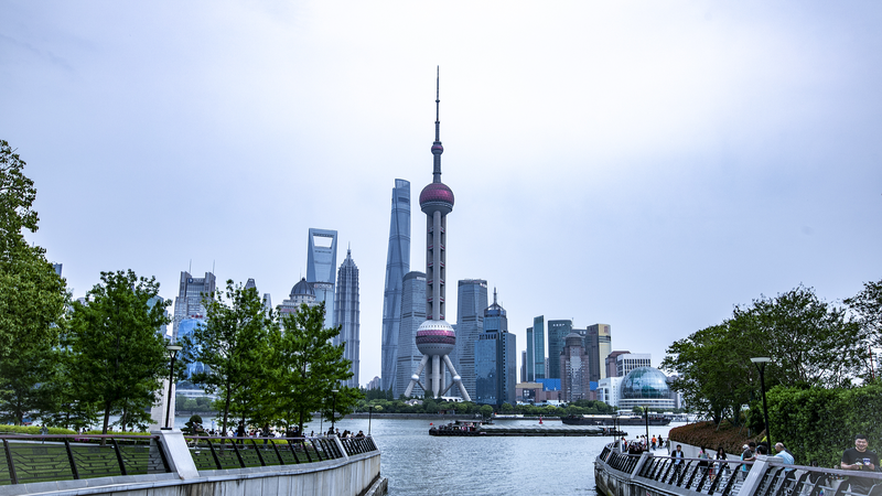 Xi inspira la revolución de IA en Shanghái