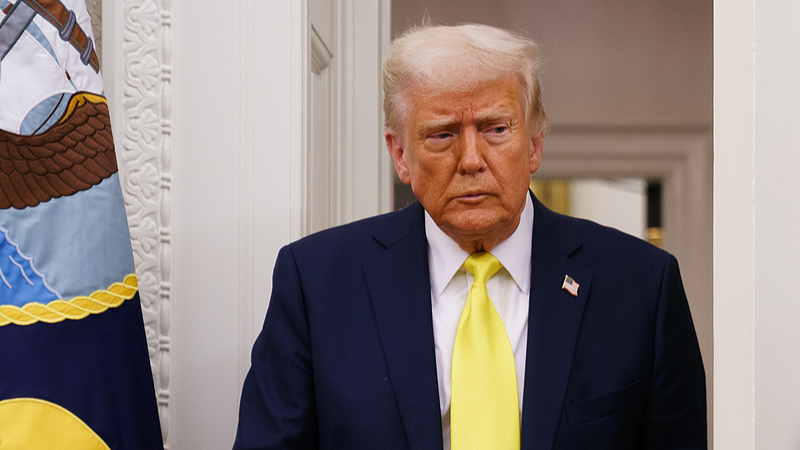 Trump advierte que EE.UU. podría abandonar las conversaciones de paz en Ucrania