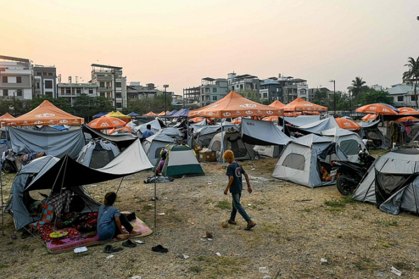 Terremoto en Myanmar: Unidos en Silencio y Acción video poster