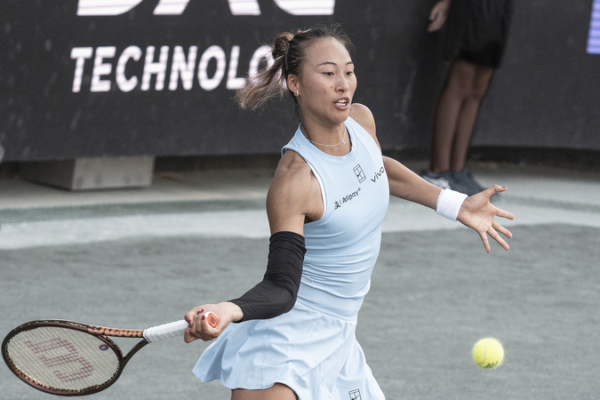 Alexandrova domina a Zheng Qinwen en el Charleston Open Alexandrova_domina_a_Zheng_Qinwen_en_el_Charleston_Open