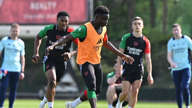 Arsenal_se_prepara_para_recibir_al_PSG_en_el_enfrentamiento_de_la_Liga_de_Campeones
