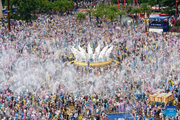Celebrando la cultura: El Festival del Agua en Yunnan festeja la herencia Celebrando_la_cultura__El_Festival_del_Agua_en_Yunnan_festeja_la_herencia