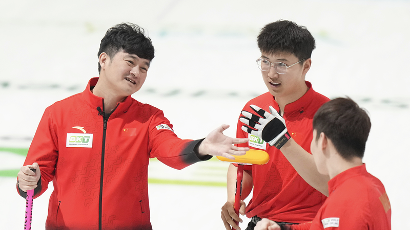 China_vence_a_Escocia_9_2_y_asegura_su_octava_victoria_en_curling