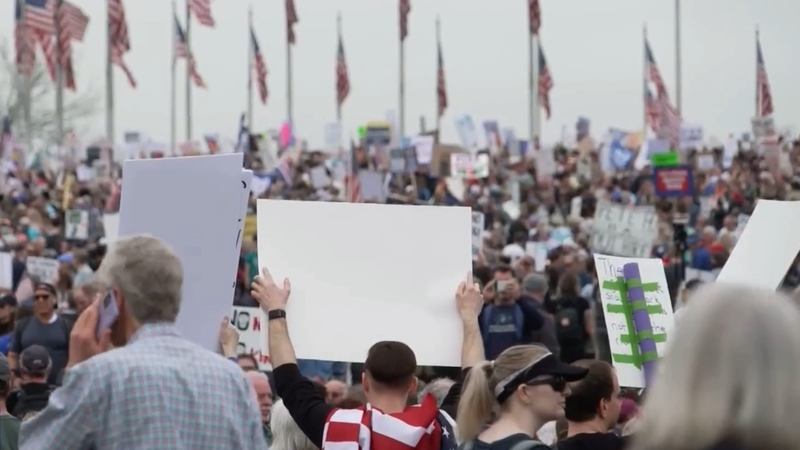 Protestas Nacionales 'Manos Fuera' Desafían la Agenda de Trump video poster