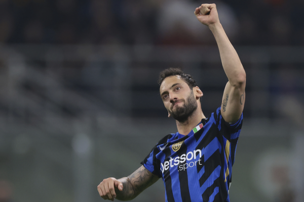 Drama en el Derby: Empate 1-1 en la Semifinal de la Copa Italiana Drama_en_el_Derby__Empate_1_1_en_la_Semifinal_de_la_Copa_Italiana