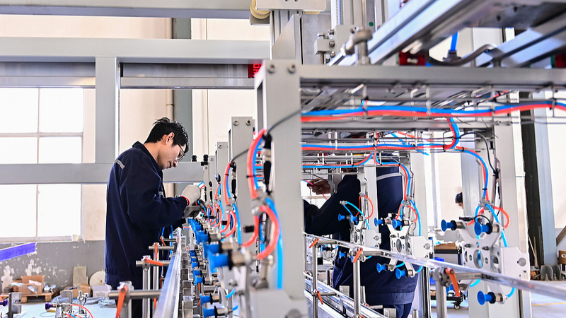 Nueva ley impulsa la competencia justa e innovación en el territorio continental chino Nueva ley impulsa la competencia justa e innovación en el territorio continental chino