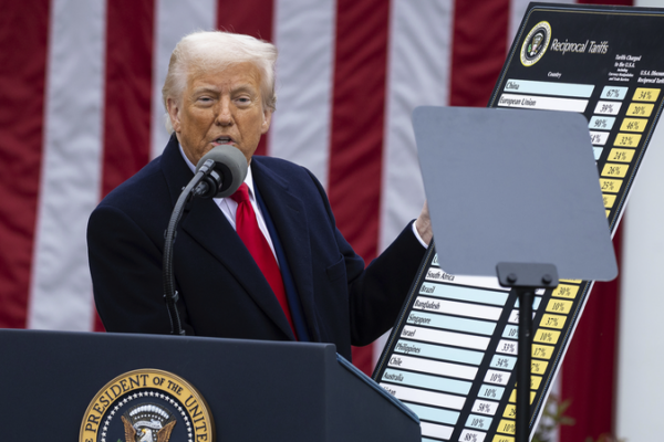 El_cambio_arancelario_de_Trump__Nuevos_cargos_redefinen_el_comercio_global