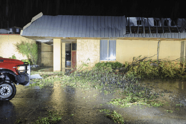 El caos del tornado golpea Texas y Oklahoma El_caos_del_tornado_golpea_Texas_y_Oklahoma