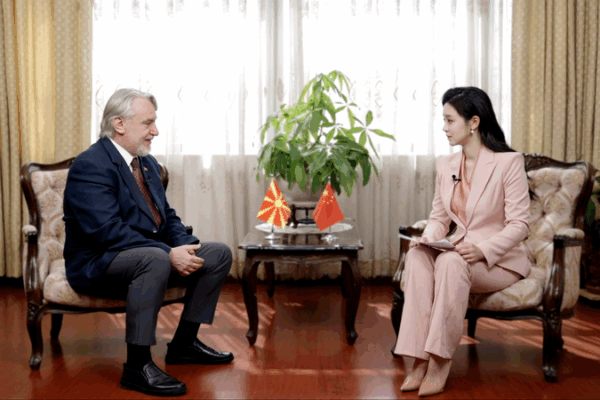 El_enviado_de_Macedonia_del_Norte_defiende_los_lazos_con_el_continente_chino video poster