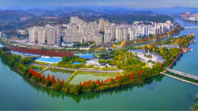 El_premier_Li_Qiang_lidera_audaces_medidas_sobre_agua__bienestar_infantil_y_seguridad