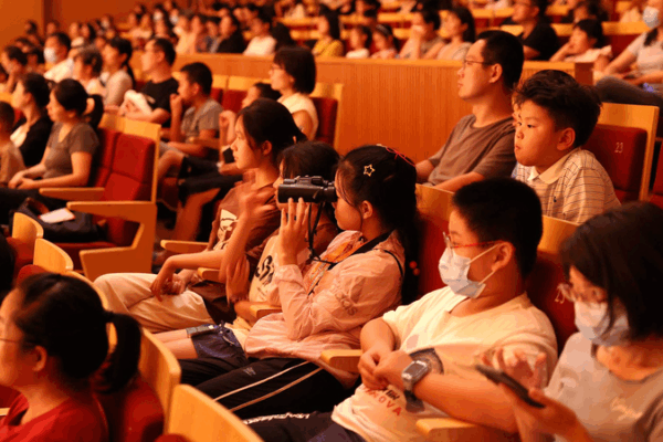 Fiebre_de_festivales_de_cine_en_el_territorio_continental_chino