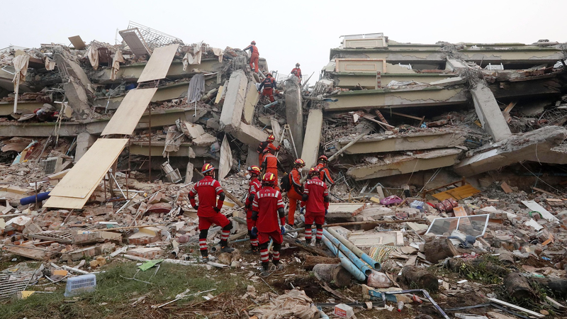 Equipos de rescate chinos concluyen misión tras terremoto en Myanmar