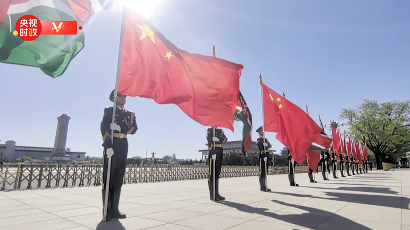 Xi Jinping da la bienvenida al Presidente de Kenia en Pekín