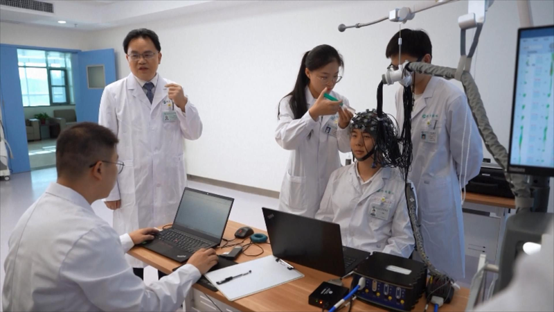 Hubei_establece_precios_para_tratamientos_de_interfaz_cerebro_computadora