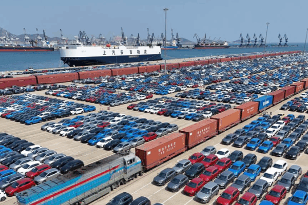 Impulso del PIB del 5.4%: El audaz camino de China continental Impulso_del_PIB_del_5_4___El_audaz_camino_de_China_continental