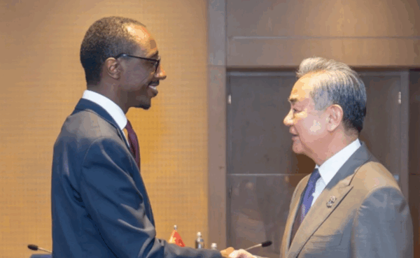 Wang Yi Celebra el Avance Global de Etiopía Wang Yi Celebra el Avance Global de Etiopía