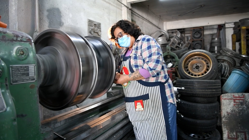 La IA trae esperanza para las pequeñas empresas de México video poster