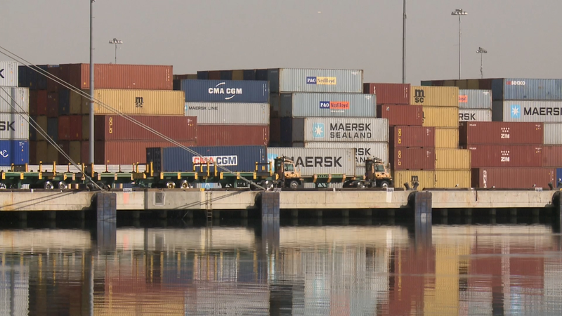 La_guerra_comercial_genera_temores_sobre_el_comercio_global video poster