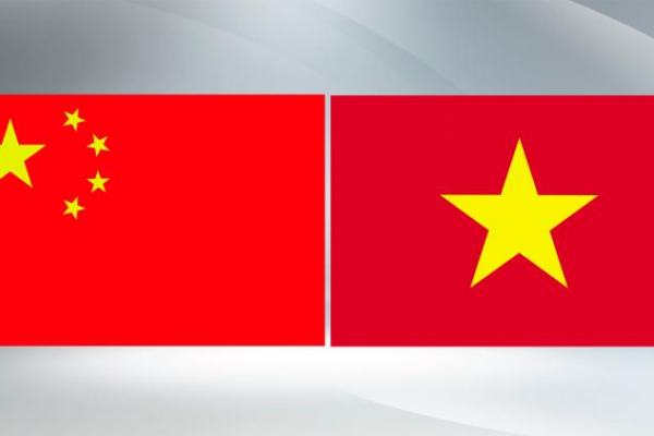 Cálida bienvenida en Hanoi: Xi Jinping se reúne con To Lam