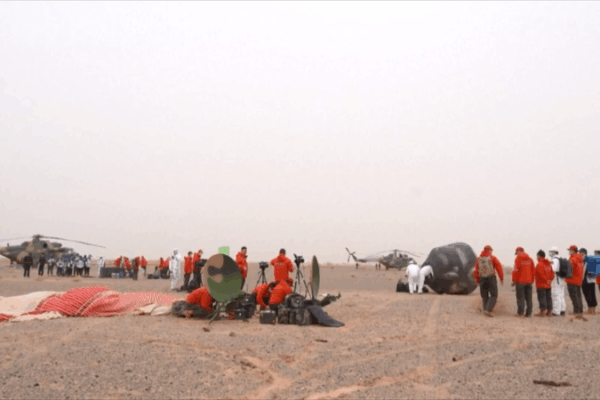 La tripulación de Shenzhou-19 se prepara para el regreso en el sitio Dongfeng
