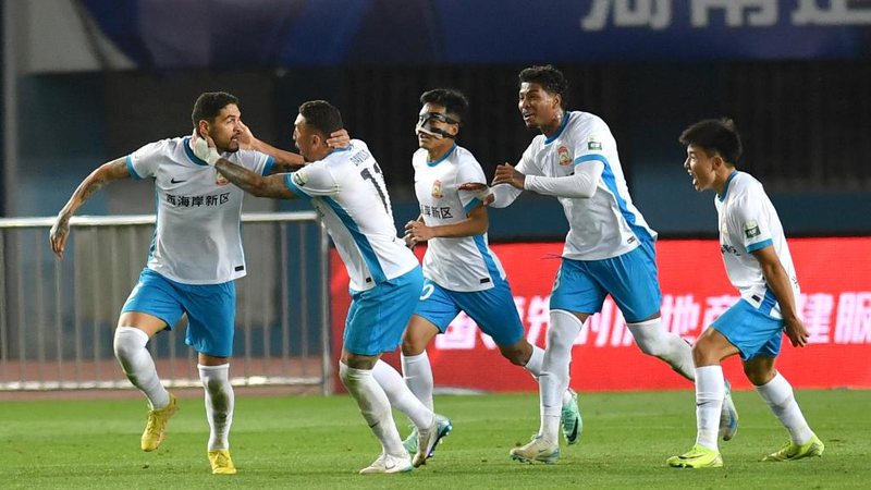 Qingdao_West_Coast_logra_emocionante_remontada_para_vencer_a_Henan_3_2