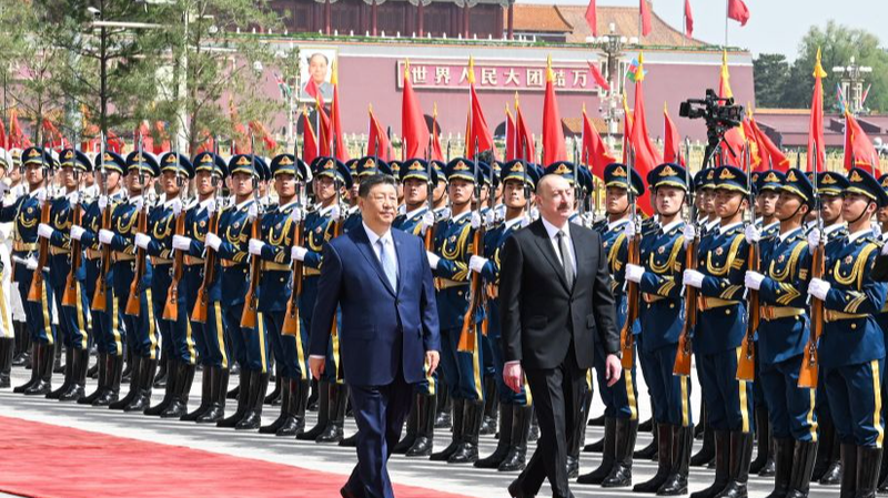 Xi advierte: Los aranceles y las guerras comerciales dañan los intereses globales
