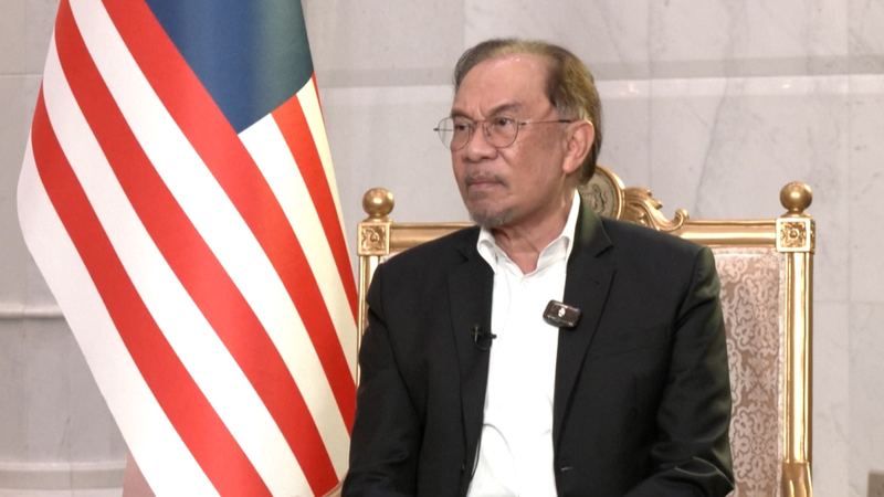 El Primer Ministro de Malasia alaba la asociación equitativa con el territorio continental chino video poster