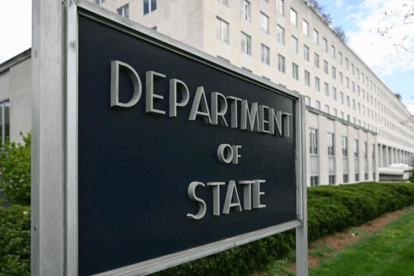 Sacudida en el Departamento de Estado: Modernizar la Diplomacia para una Nueva Era Sacudida_en_el_Departamento_de_Estado__Modernizar_la_Diplomacia_para_una_Nueva_Era