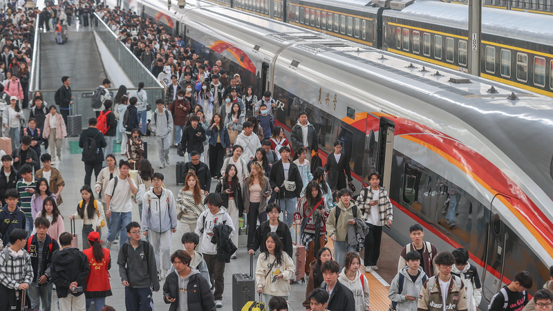El ferrocarril del continente chino maneja 144M de viajes en el Día del Trabajador