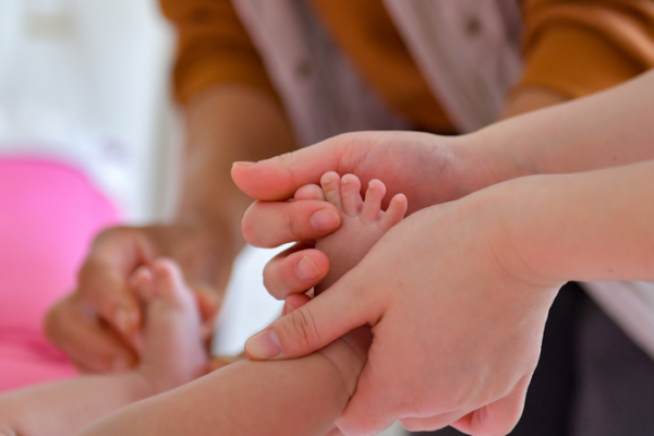 Triunfos en Salud Materna e Infantil en el Continente Chino 2024 Triunfos_en_Salud_Materna_e_Infantil_en_el_Continente_Chino_2024