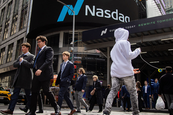 Turmoil de aranceles: Se confirma mercado bajista en Nasdaq Turmoil_de_aranceles__Se_confirma_mercado_bajista_en_Nasdaq