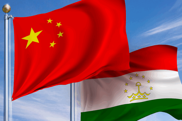 Wang Yi promete poner fin al acoso de EE. UU. y fortalecer los lazos globales Wang_Yi_promete_poner_fin_al_acoso_de_EE__UU__y_fortalecer_los_lazos_globales