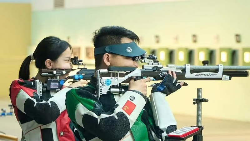 Wang_y_Song_aseguran_oro_en_equipo_mixto_en_la_Copa_Mundial_ISSF