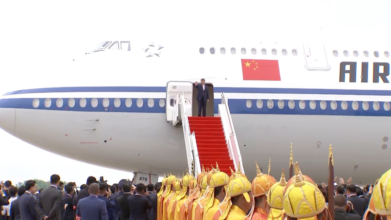 Xi_concluye_visita_a_Camboya_con_una_gran_despedida video poster