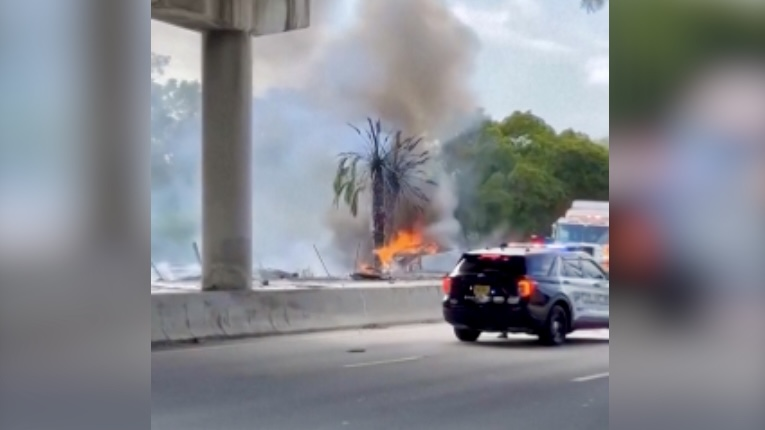 Accidente trágico de Cessna 310 conmociona Boca Ratón Accidente trágico de Cessna 310 conmociona Boca Ratón video poster