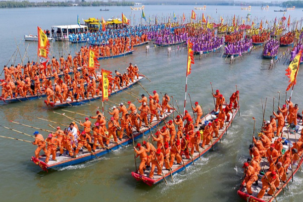 El Festival de Barcos de Qintong Celebra la Rica Tradición en Jiangsu