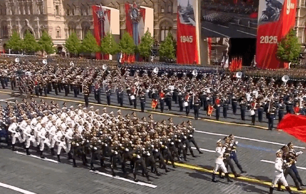 La Guardia de Honor del EPL brilla en el Desfile del Día de la Victoria en Moscú