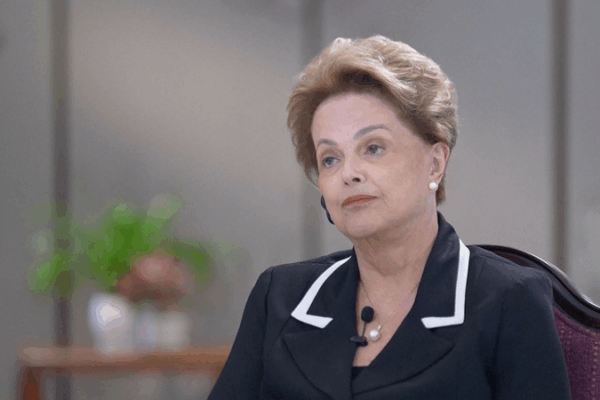 Rousseff agradece a Xi por el apoyo al NDB en Shanghái Rousseff agradece a Xi por el apoyo al NDB en Shanghái video poster